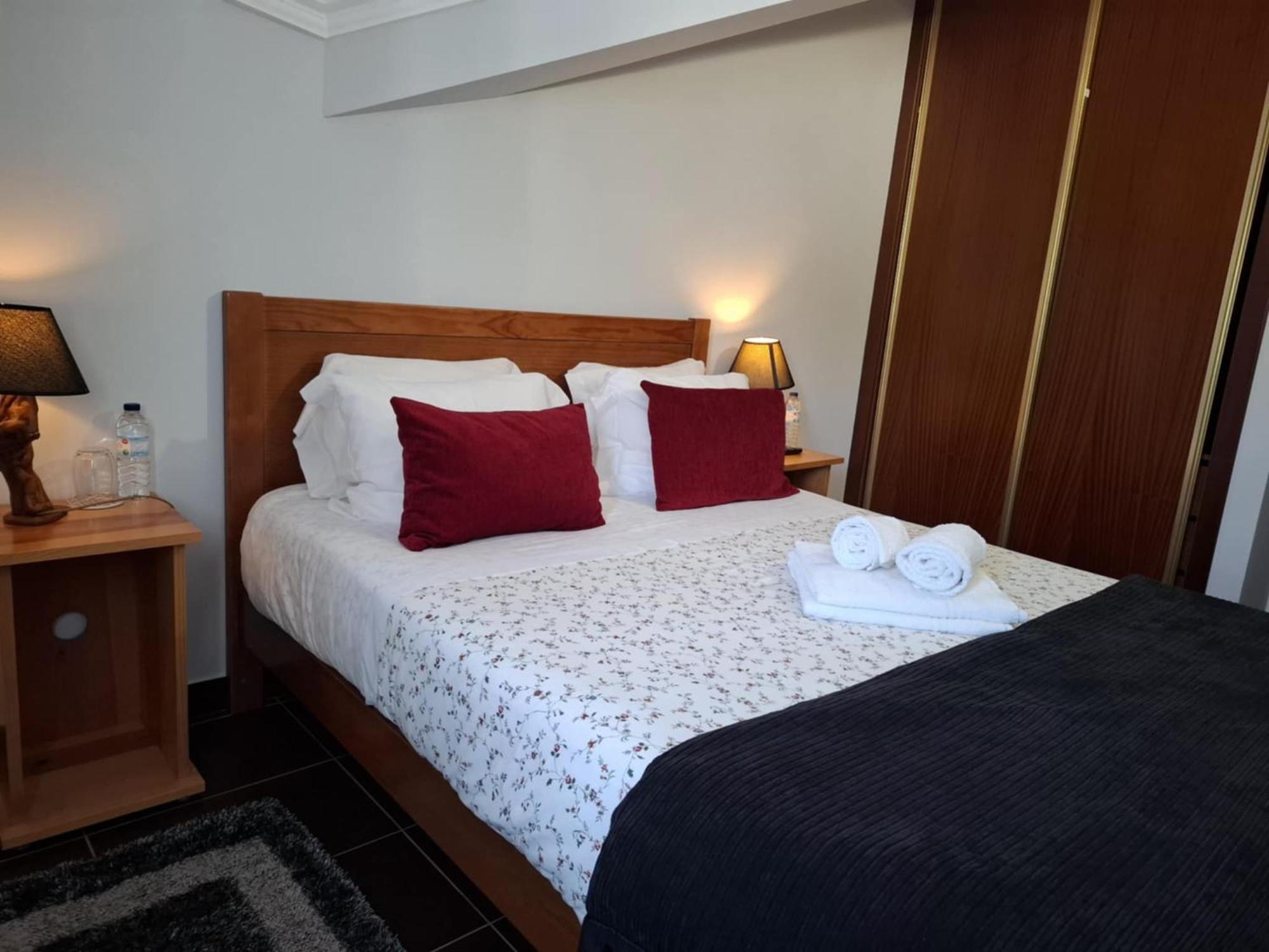 Guesthouse Verissimo Назаре Экстерьер фото